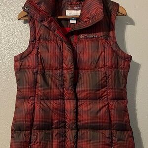 Columbia Women's Red Checkered Puffer Vest
